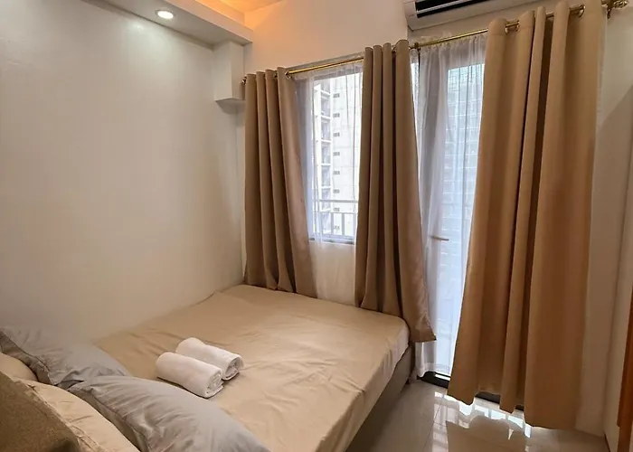 Classy Spacious Flat Shore2 Mall Of Pasay Apartment Manila