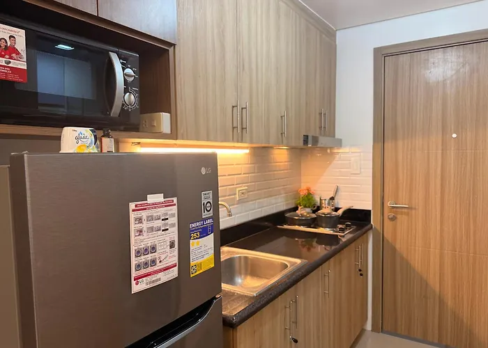 Classy Spacious Flat Shore2 Mall Of Pasay Apartment
