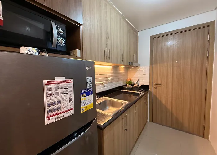 Apartment Classy Spacious Flat Shore2 Mall Of Pasay Manila